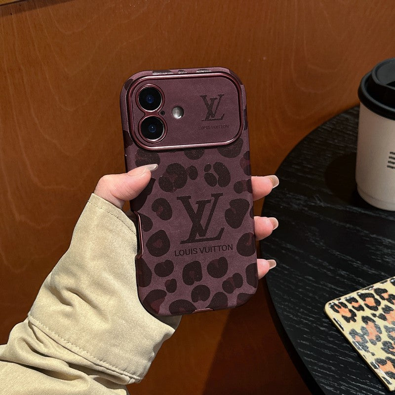 Luxuriöse braune iPhone-Hülle aus lilafarbenem Leder