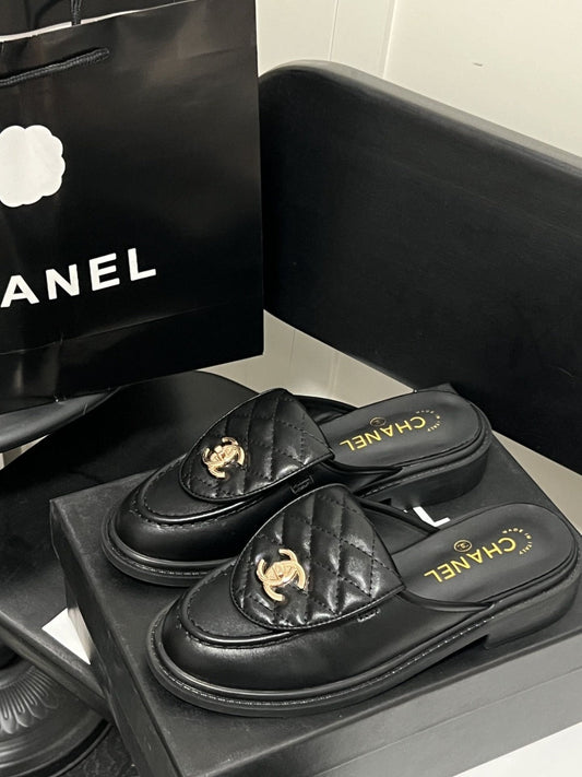 Light Luxury Quilted Metal Buckle Mules
