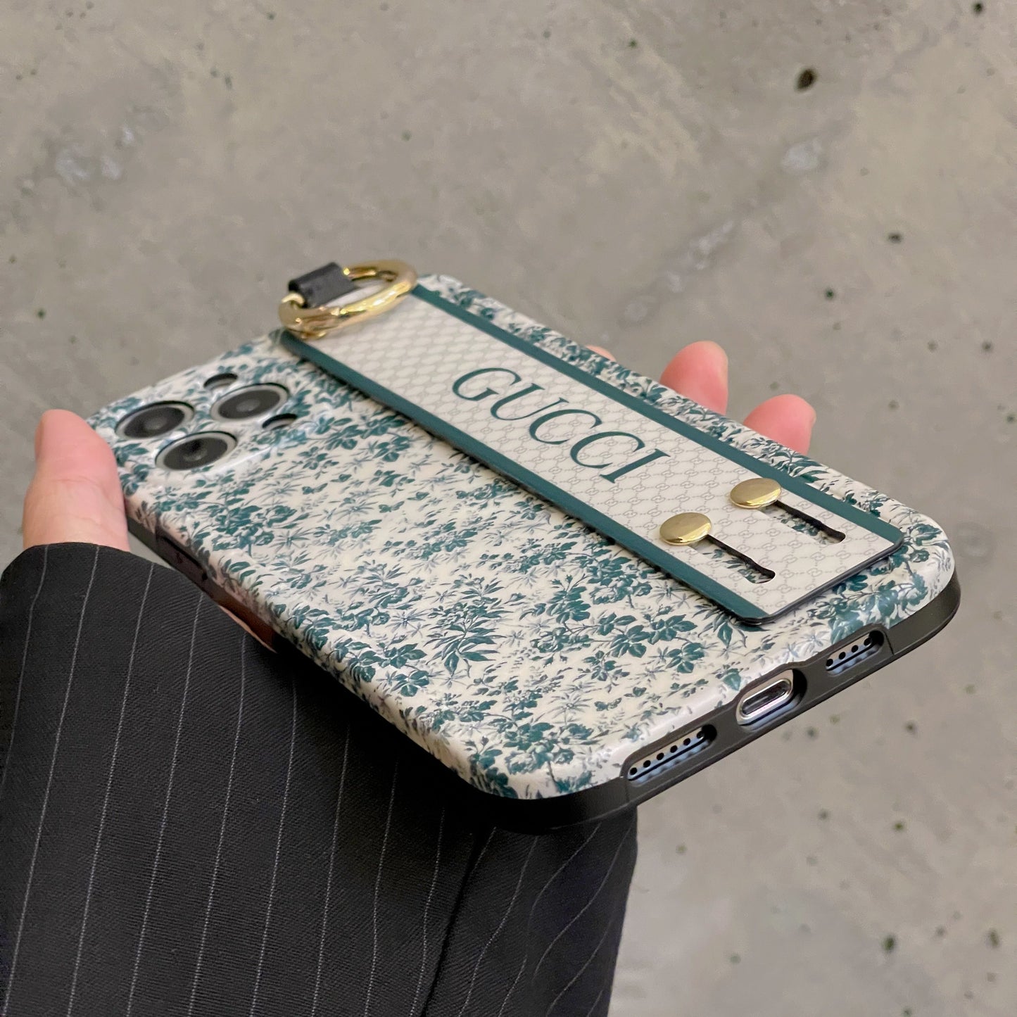 Premium-ranneke iPhone-kotelo