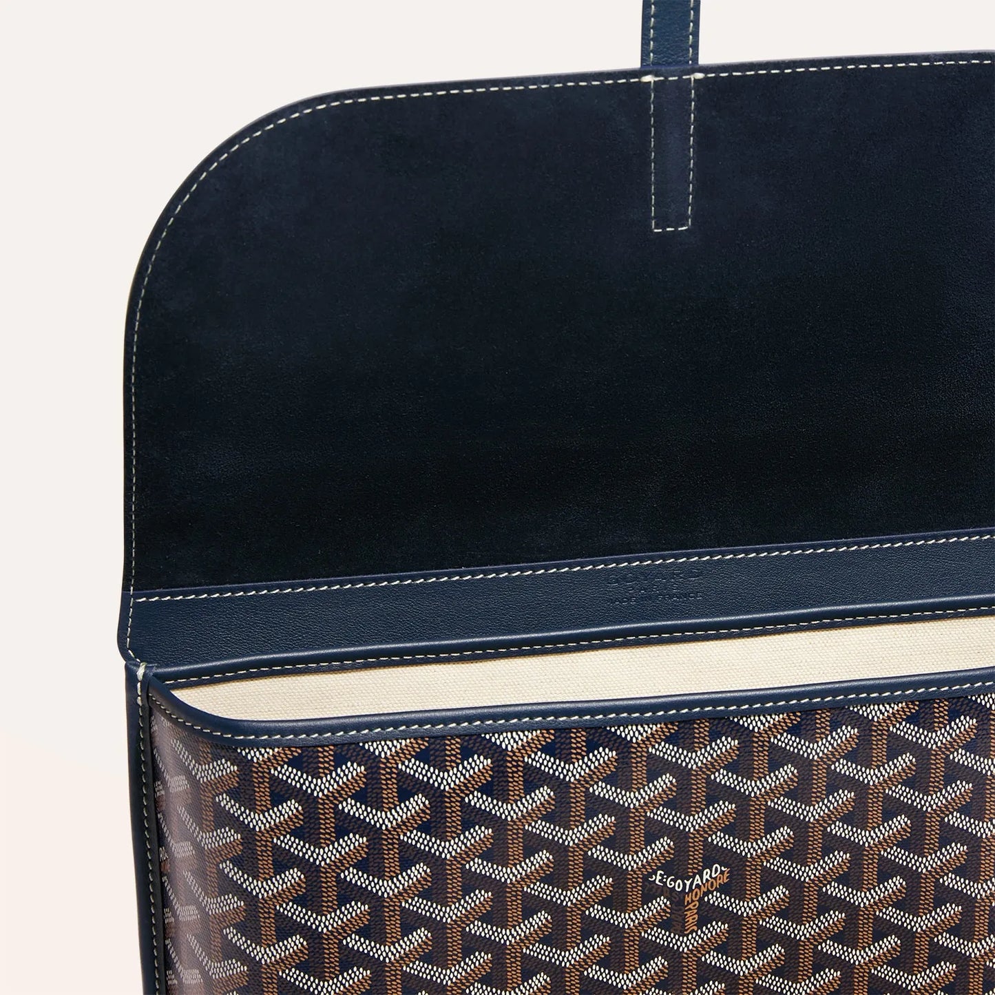 Nahkainen Crossbody Messenger Bag – tyylikäs jokapäiväinen olkalaukku