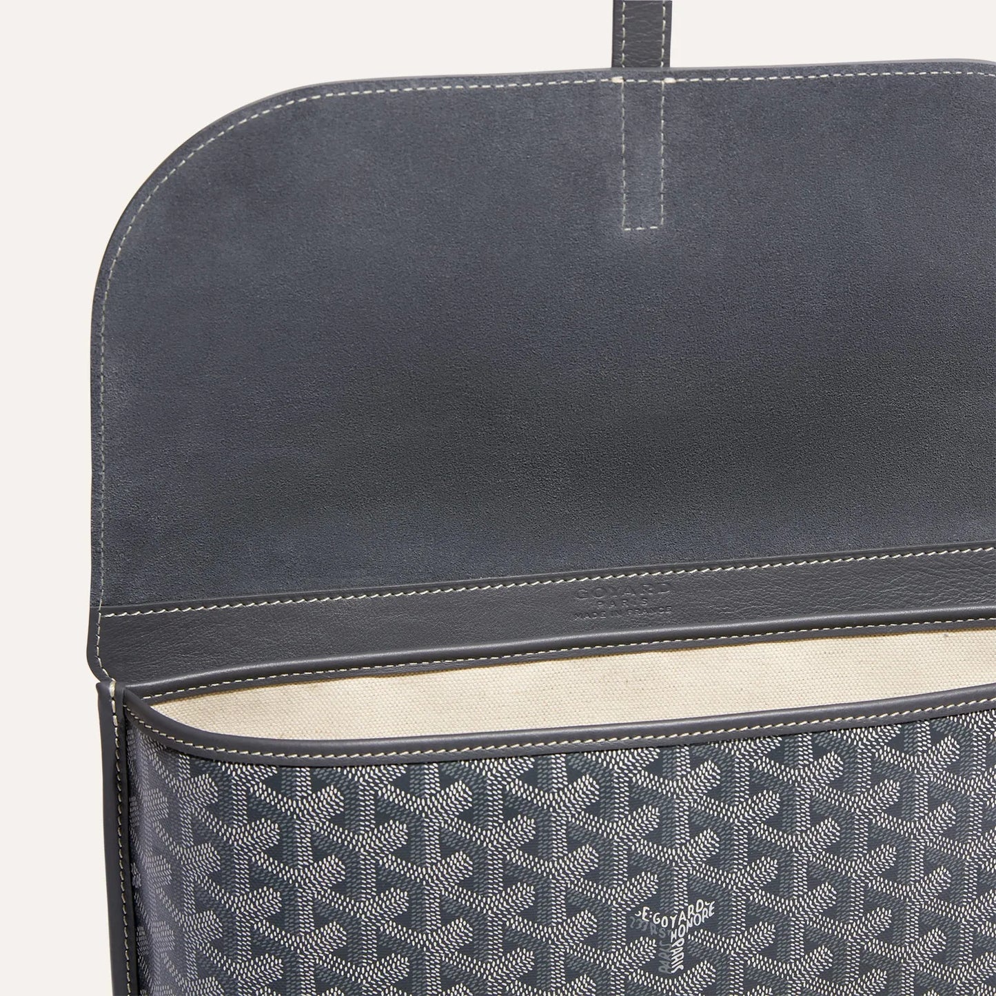 Nahkainen Crossbody Messenger Bag – tyylikäs jokapäiväinen olkalaukku