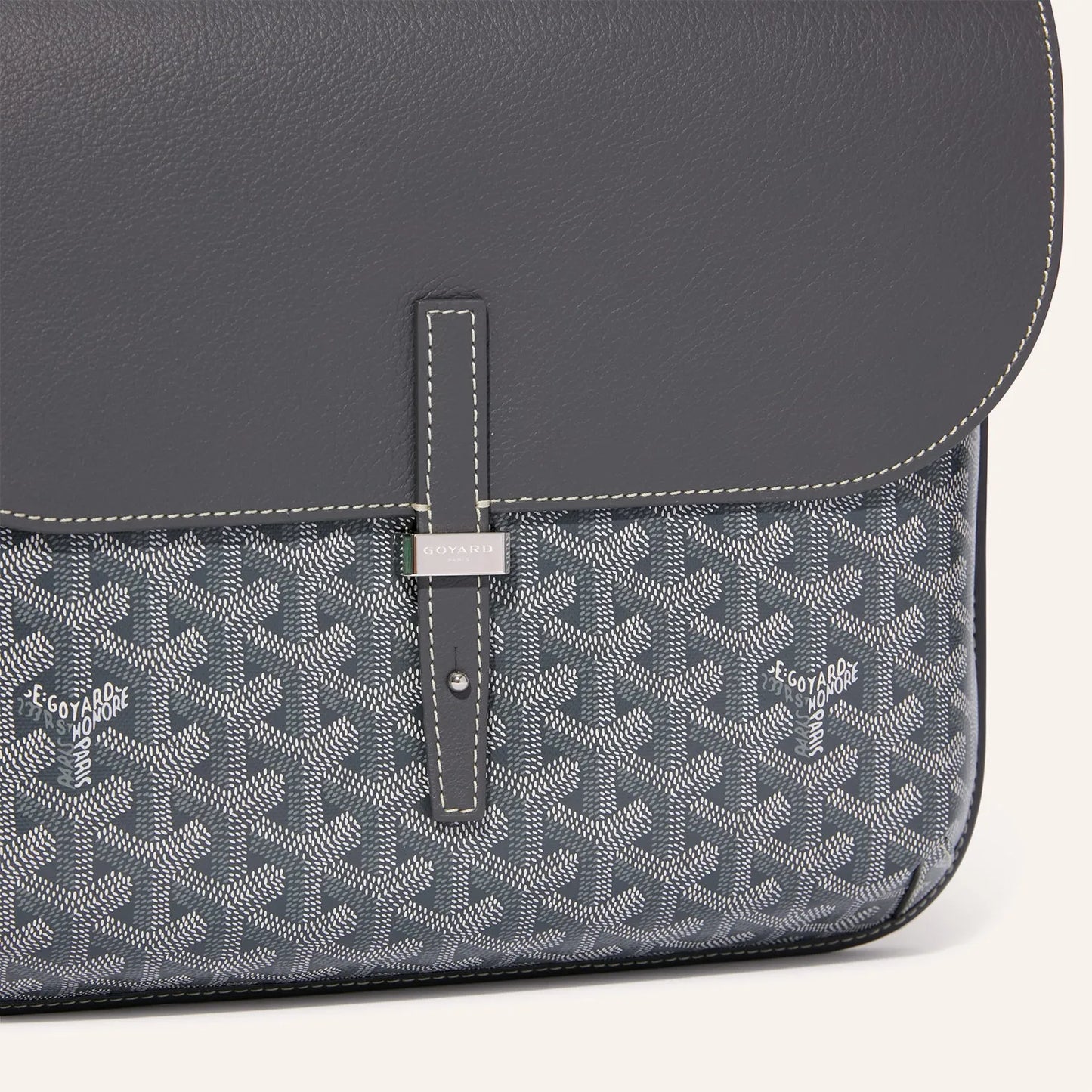 Nahkainen Crossbody Messenger Bag – tyylikäs jokapäiväinen olkalaukku