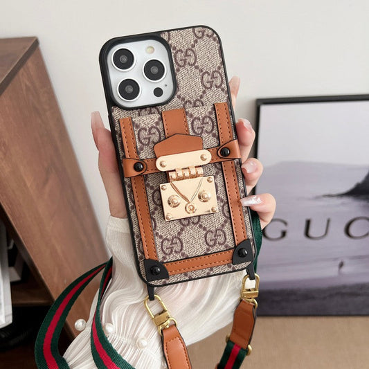 Hochwertige klassische iPhone-Hülle mit Kartentaschenkette