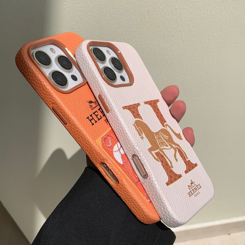 Custodia classica per iPhone in pelle